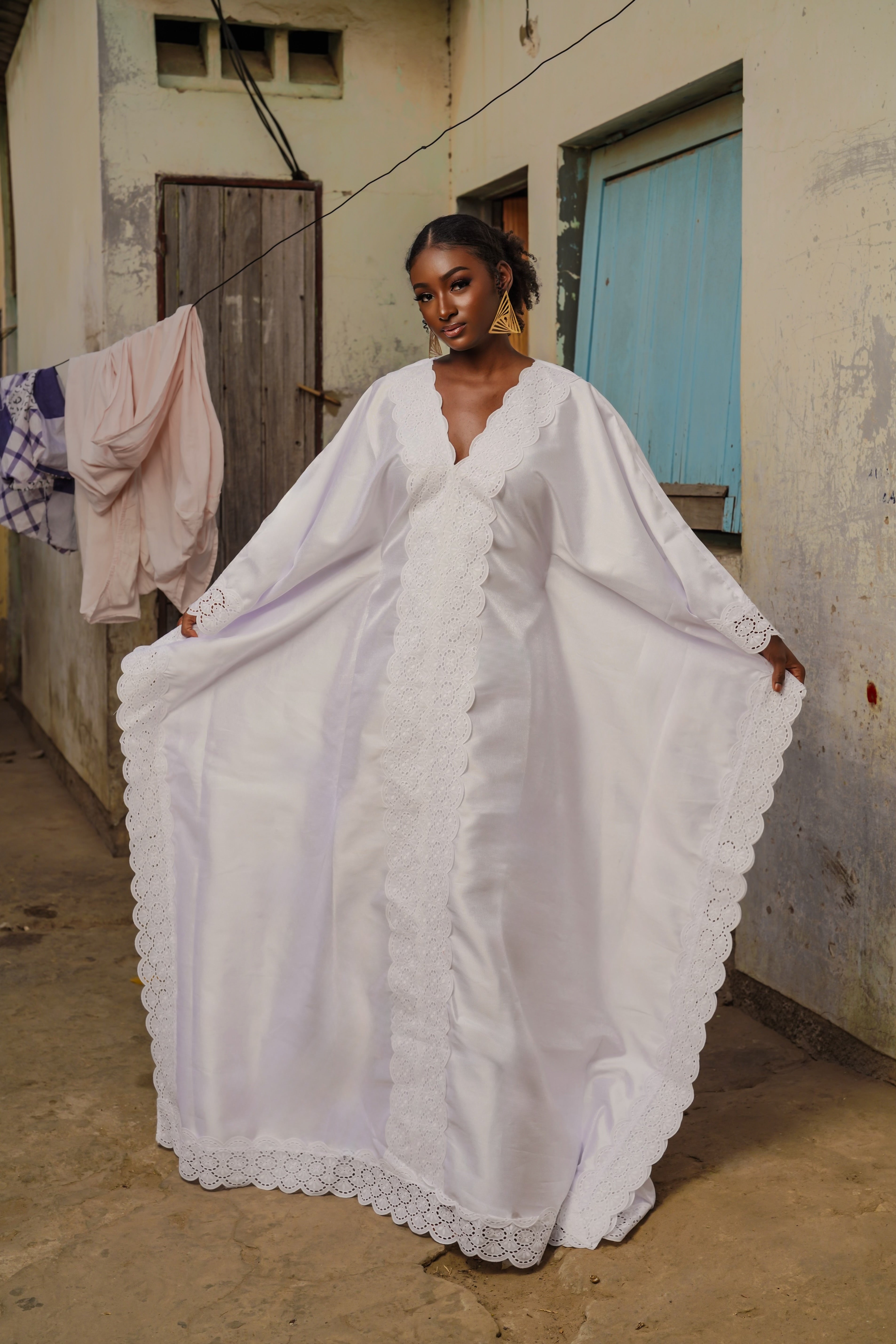 Emily Bubu – Jellabiya